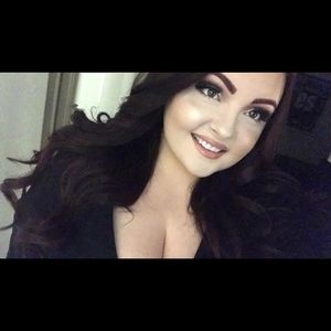 Meet your Posher, Crystallynn